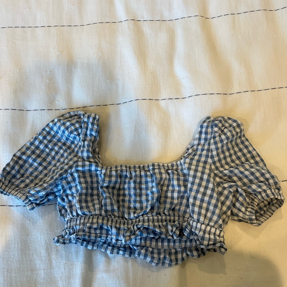 Romantic crop top